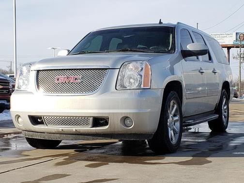 2011 GMC Yukon XL 1500 Denali