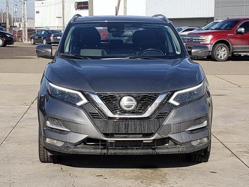 2021 Nissan Rogue Sport SL