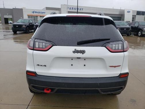 Bright White Clearcoat 2020 Jeep Cherokee Trailhawk