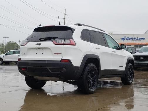 Bright White Clearcoat 2020 Jeep Cherokee Trailhawk