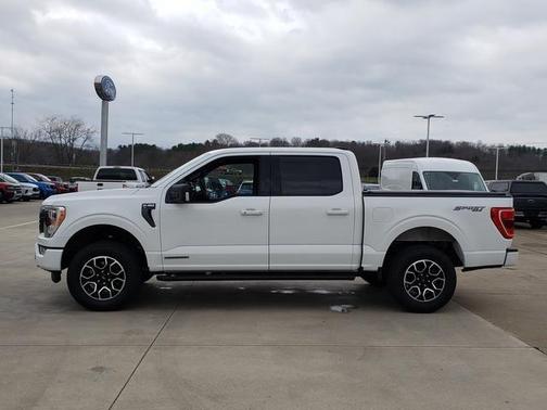 Oxford White 2023 Ford F-150 XLT
