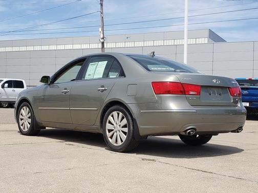 Natural Khaki 2009 Hyundai SONATA Limited