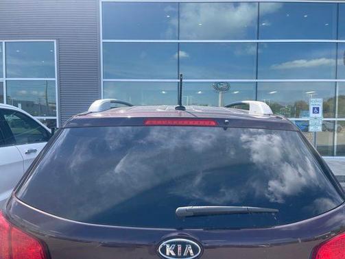 Dark Cherry 2011 Kia Sorento LX