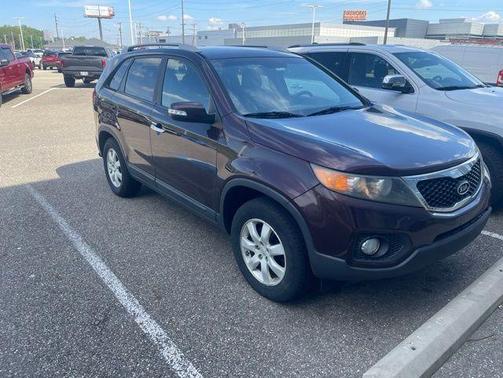 Dark Cherry 2011 Kia Sorento LX
