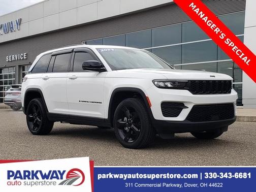 2023 Jeep Grand Cherokee LAREDO