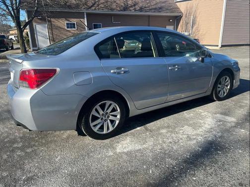 2015 Subaru Impreza 2.0i Premium