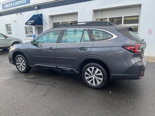 2022 Subaru Outback Base
