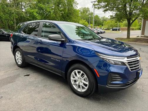 2022 Chevrolet Equinox LS