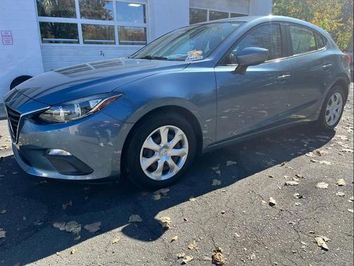2015 Mazda Mazda3 i Sport