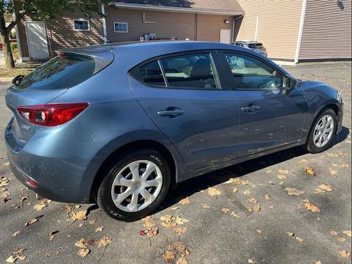 2015 Mazda Mazda3 i Sport