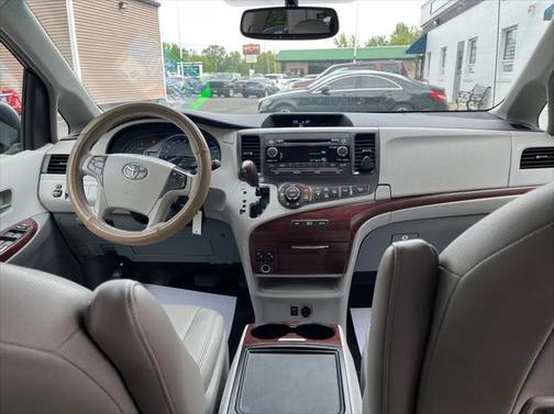 2014 Toyota Sienna Limited