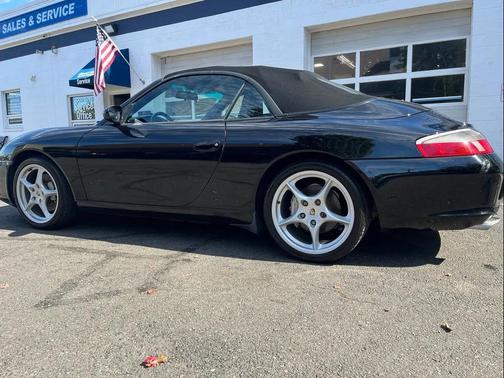 2002 Porsche 911 Carrera 4