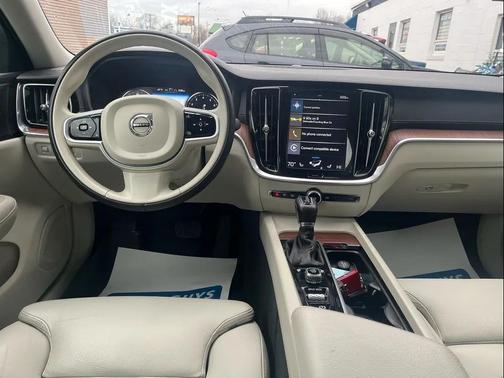2019 Volvo S60 T5