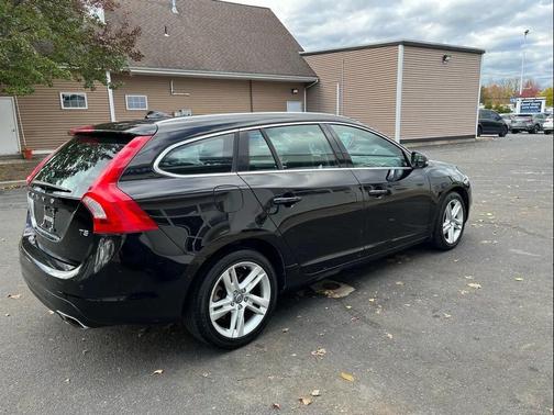2015 Volvo V60 T5 Platinum