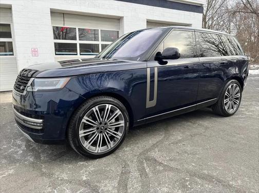 2023 Land Rover Range Rover P530 SE