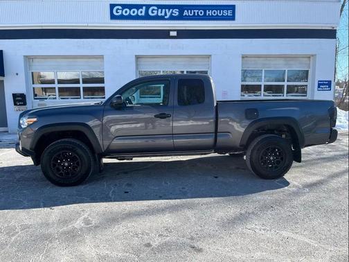 2019 Toyota Tacoma SR