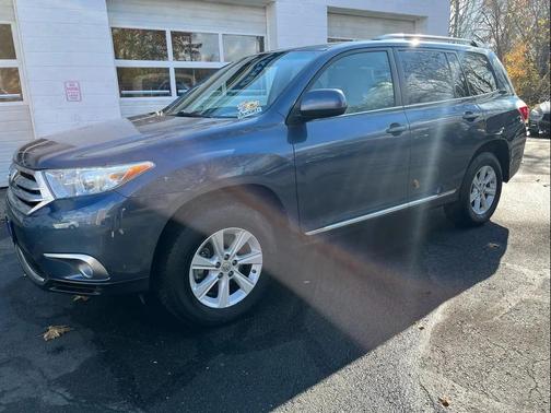 2012 Toyota Highlander SE