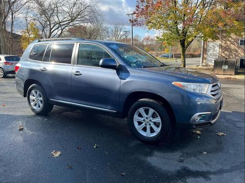 2012 Toyota Highlander SE