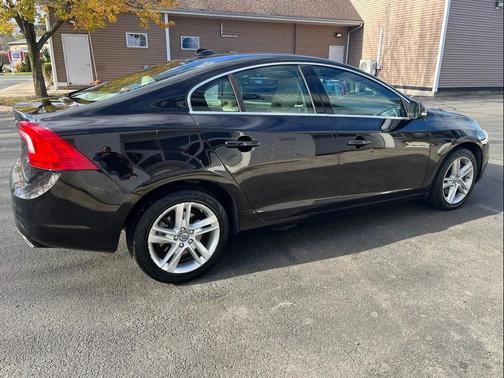 2014 Volvo S60 T5