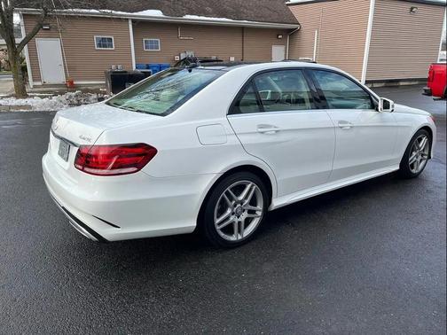 2014 Mercedes-Benz E-Class 4MATIC