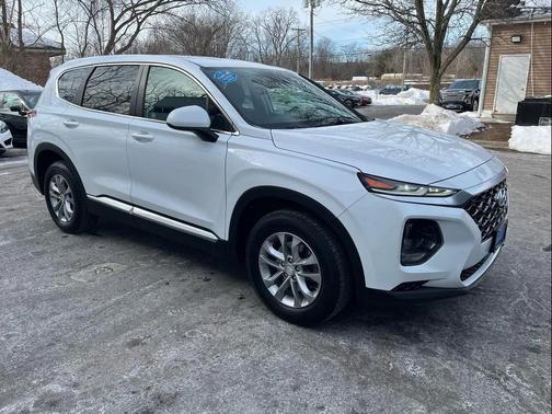 2019 Hyundai SANTA FE SE 2.4