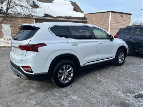 2019 Hyundai SANTA FE SE 2.4