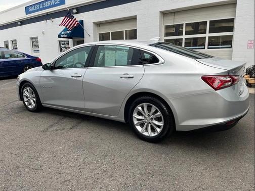 2021 Chevrolet Malibu FWD LT