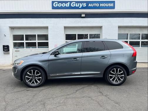 2017 Volvo XC60 T6 Dynamic