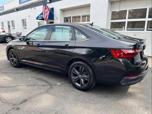 2022 Volkswagen Jetta 1.5T SE