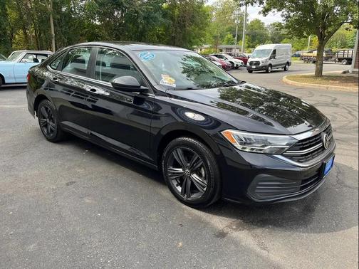 2022 Volkswagen Jetta 1.5T SE