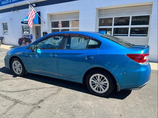 2018 Subaru Impreza 2.0i Premium