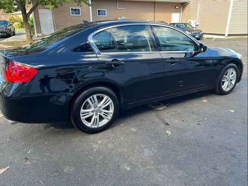 2013 INFINITI G37x Base