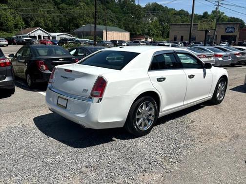 2011 Chrysler 300 Limited