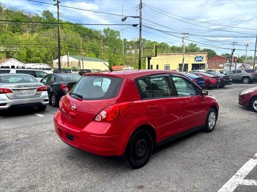 2010 Nissan Versa 1.8 S