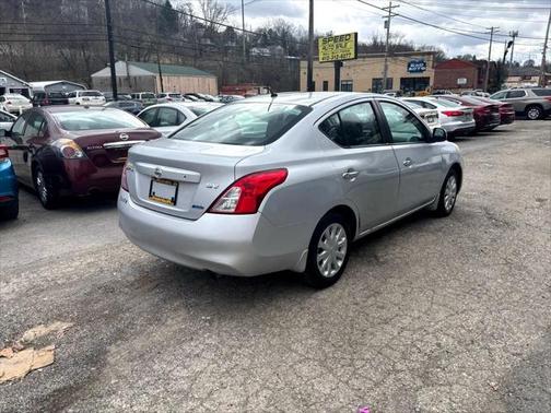 2012 Nissan Versa 1.6 S