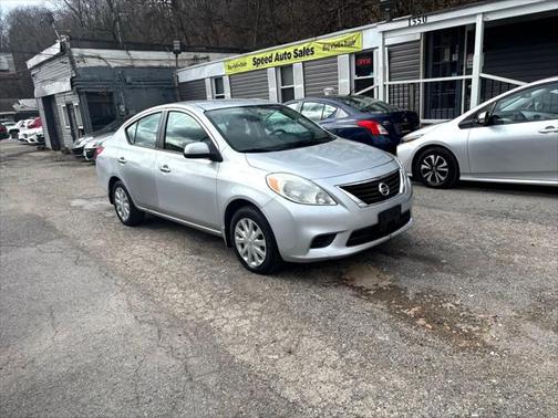 2012 Nissan Versa 1.6 S