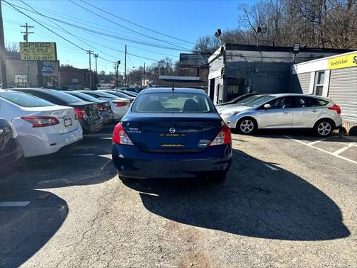 2012 Nissan Versa 1.6 S