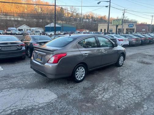2017 Nissan Versa 1.6 SV