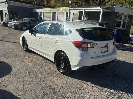 2018 Subaru Impreza 2.0i