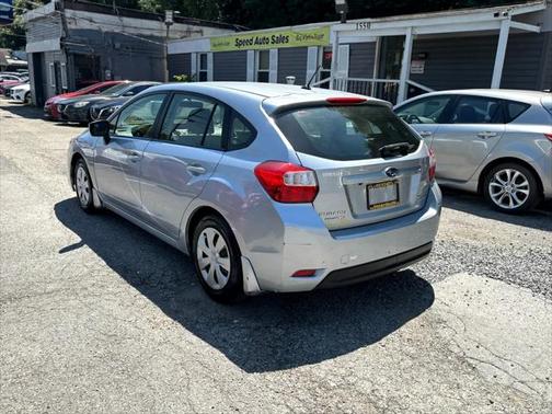 2016 Subaru Impreza 2.0i