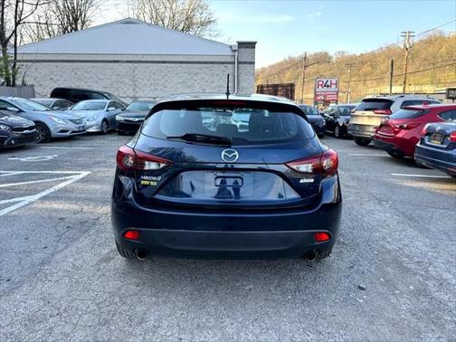 2016 Mazda Mazda3 i Sport