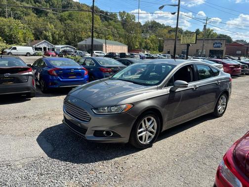2014 Ford Fusion SE