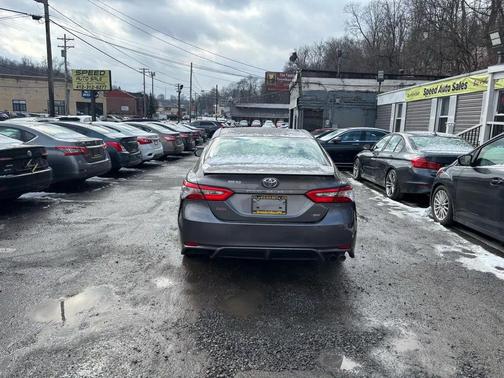 2018 Toyota Camry LE
