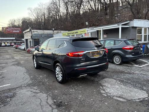 2018 Buick Enclave Essence
