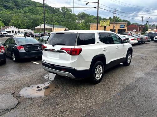 2017 GMC Acadia SLE-1