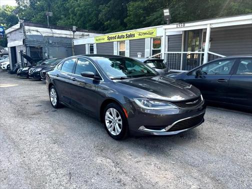 2016 Chrysler 200 Limited