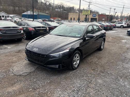 2023 Hyundai ELANTRA SE