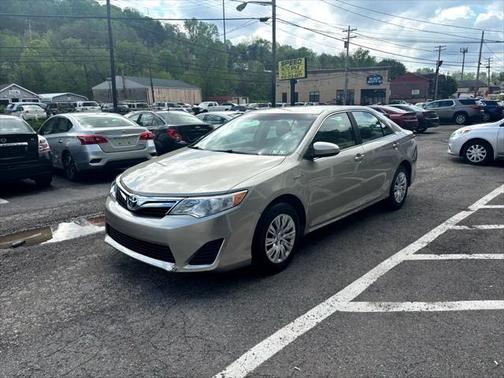 2014 Toyota Camry Hybrid XLE