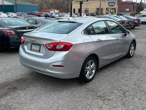 2016 Chevrolet Cruze LT Auto