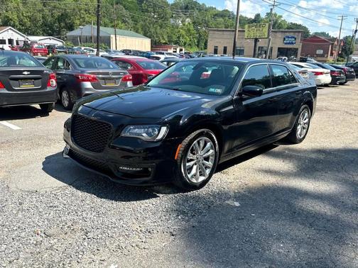 2015 Chrysler 300 Limited